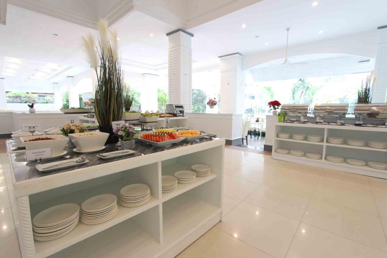 Pooh Beach Resort & Spa Bãi biển Jomtien Ngoại thất bức ảnh