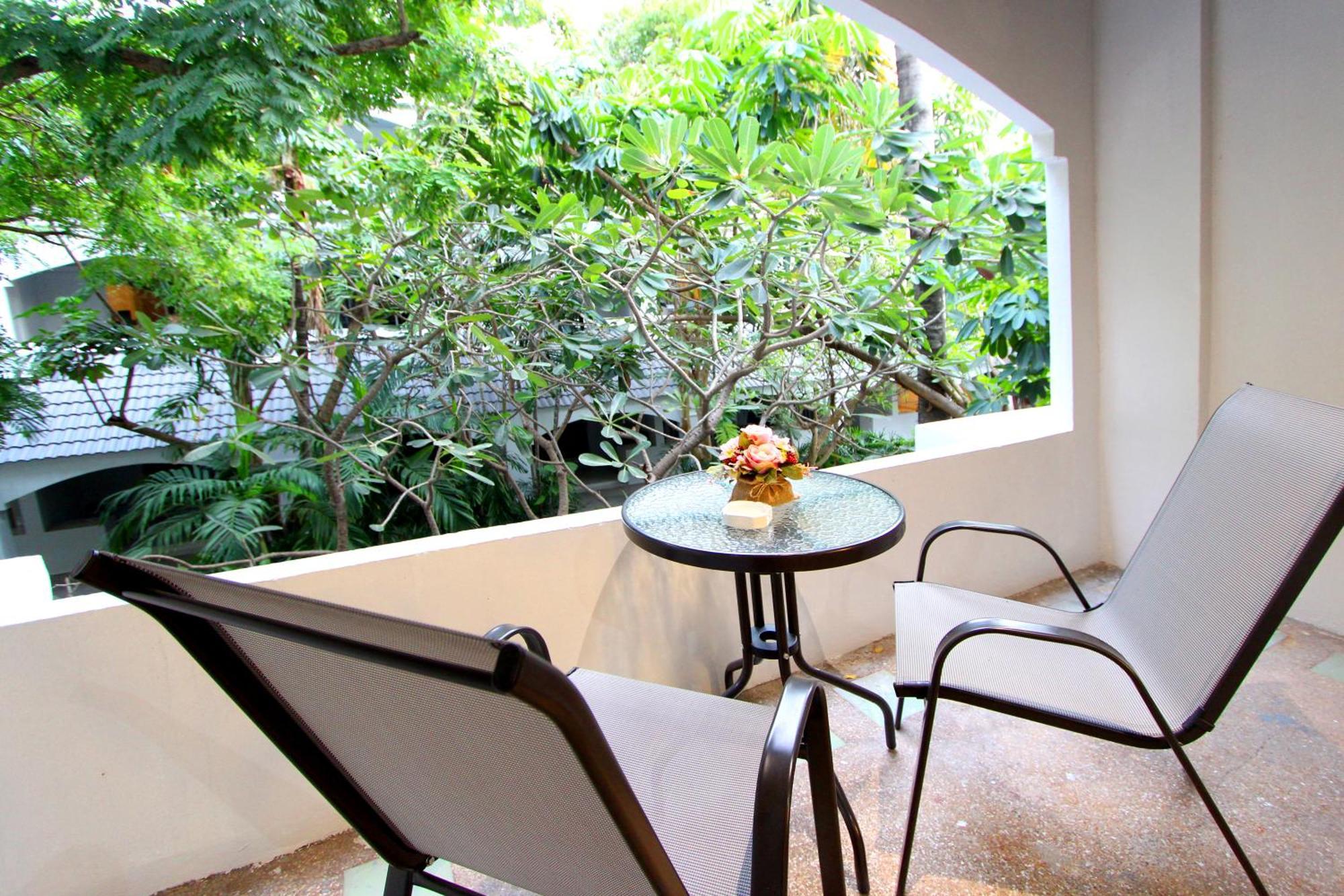 Pooh Beach Resort & Spa Bãi biển Jomtien Ngoại thất bức ảnh