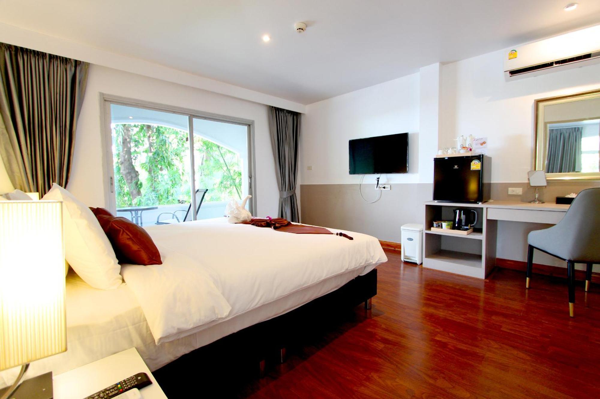Pooh Beach Resort & Spa Bãi biển Jomtien Ngoại thất bức ảnh