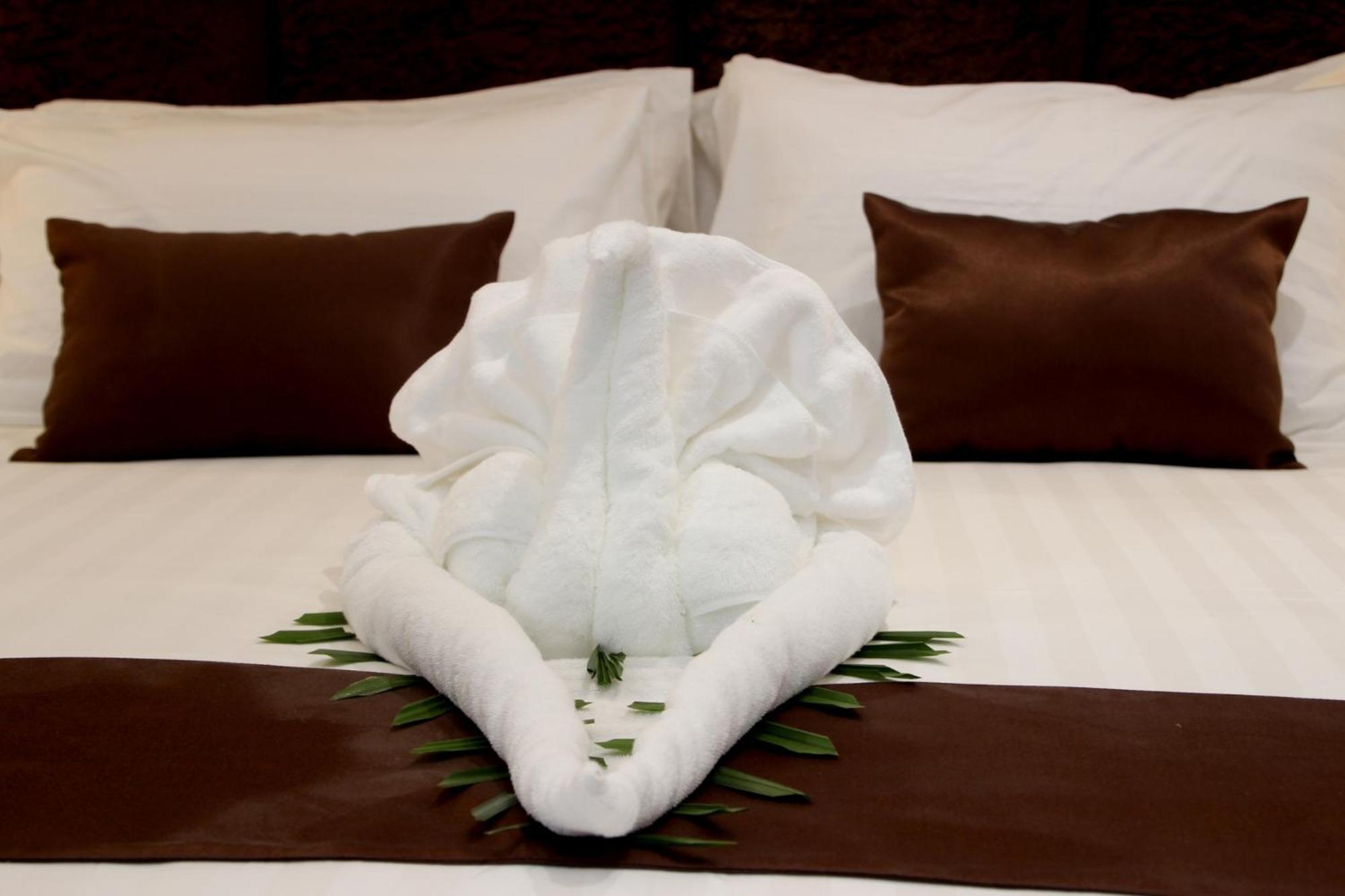 Pooh Beach Resort & Spa Bãi biển Jomtien Ngoại thất bức ảnh